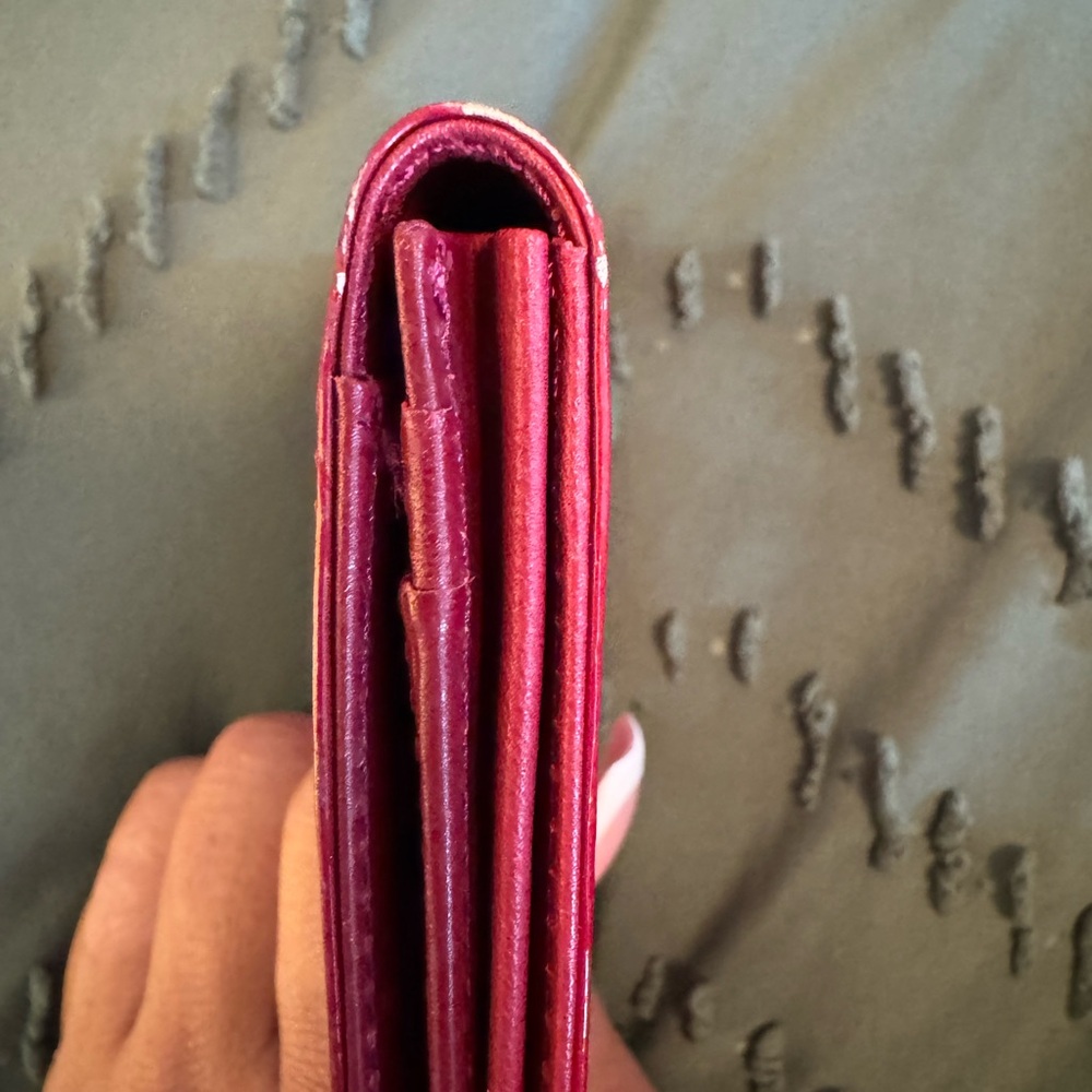 Red Burberry Embossed Card Holder - Picture 8 of 8